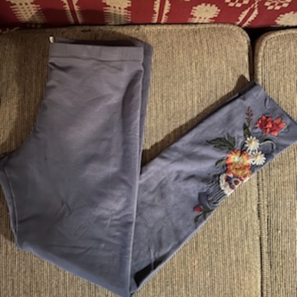 Johnny Was Embroidered Leggings - Picture 6 of 8